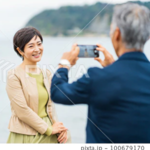 デモ３おじさん